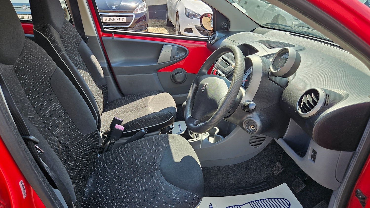 Used Peugeot 107 2009 for sale - 76187015: Photo 13
