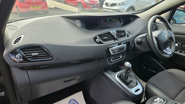 Used Renault Grand Scenic 2013 for sale - 76128032: Photo 19