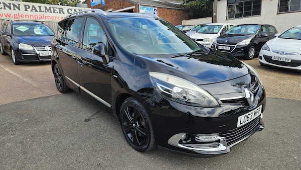 Used Renault Grand Scenic 2013 for sale - 76128032: Photo 1