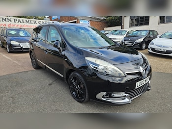 2013 (63) - 1.6 dCi Dynamique TomTom MPV 5dr Diesel Manual Euro 5 (s/s) (130 ps)