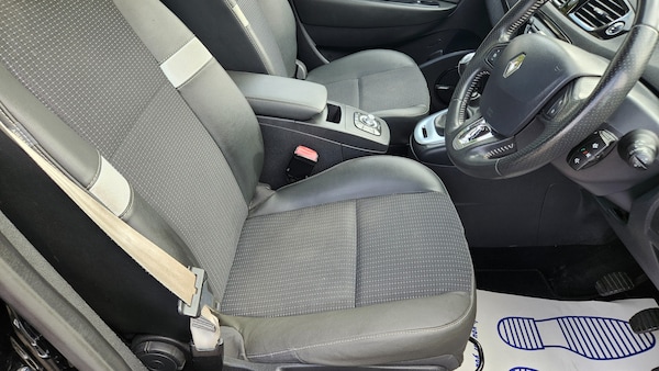 Used Renault Grand Scenic 2013 for sale - 76128032: Photo 22