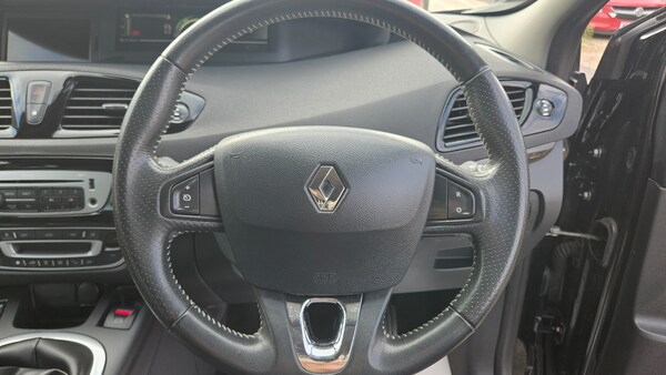 Used Renault Grand Scenic 2013 for sale - 76128032: Photo 25