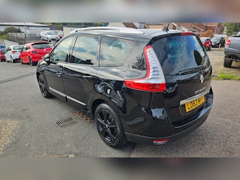 Used Renault Grand Scenic 2013 for sale - 76128032: Photo 3
