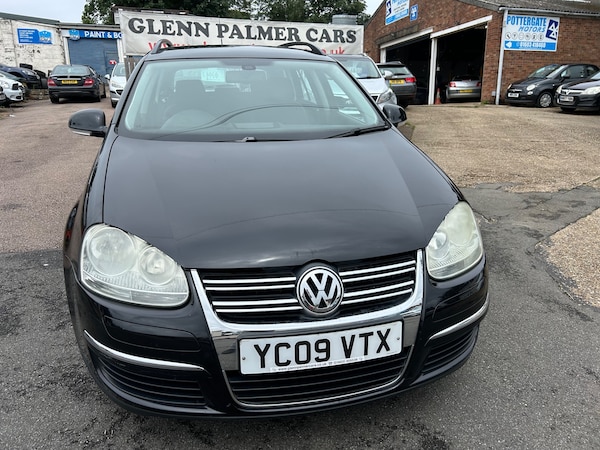 Used Volkswagen Golf 2009 for sale - 75337812: Photo 2
