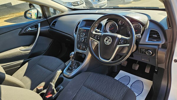 Used Vauxhall Astra 2015 for sale - 73908353: Photo 20