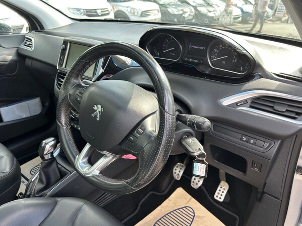 Used Peugeot 208 2013 for sale - 73908348: Photo 11
