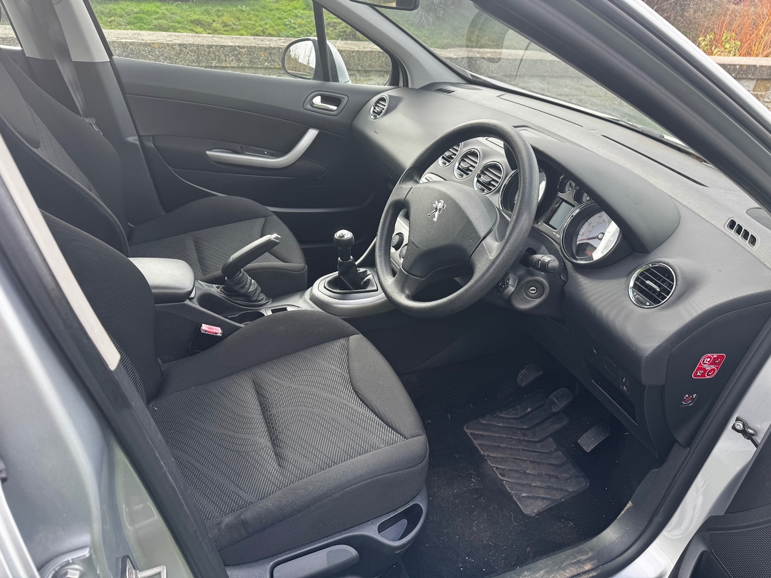 Used Peugeot 308 2013 for sale - 77681576: Photo 10