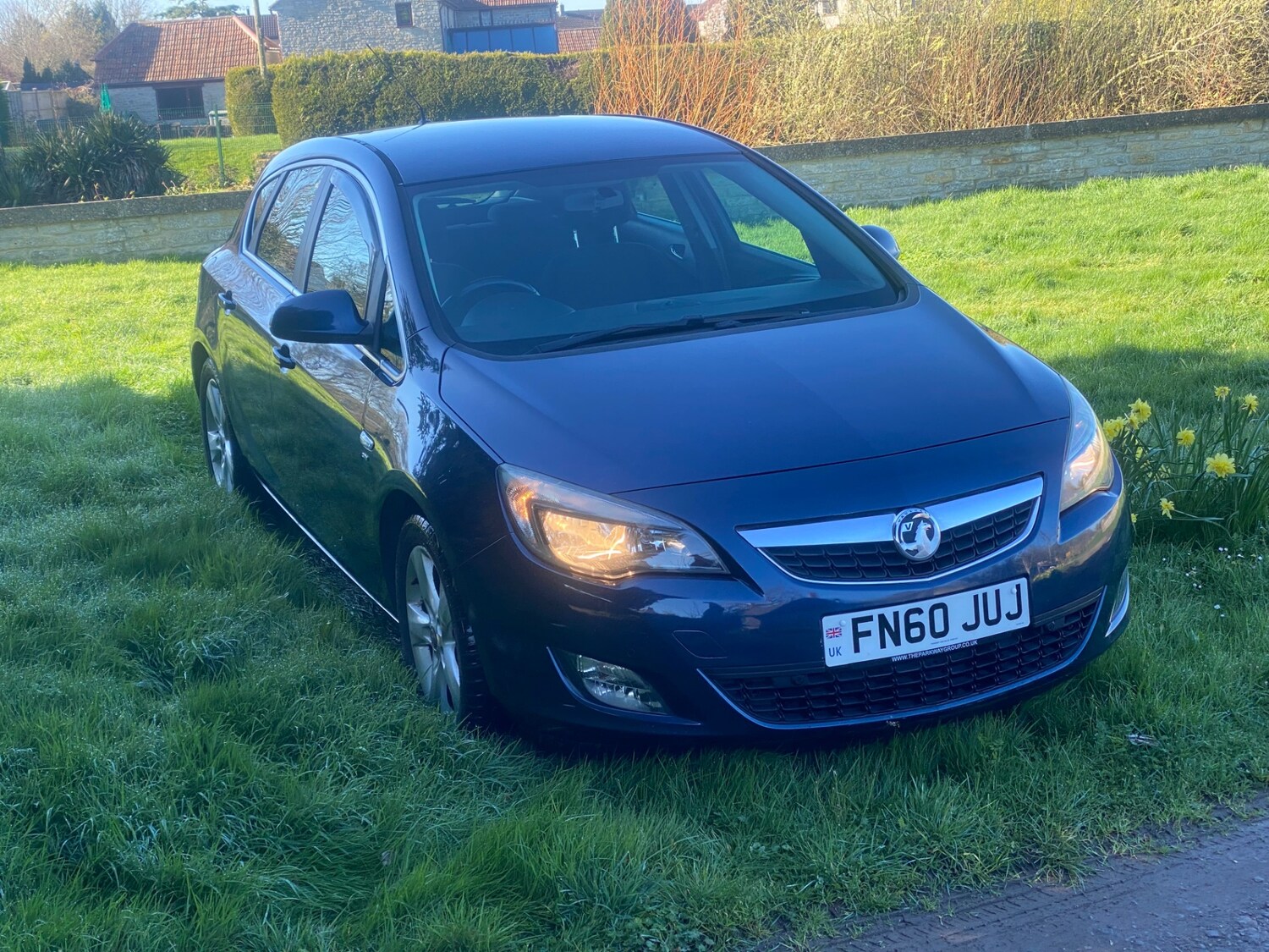 Used Vauxhall Astra 2010 for sale - 77961615: Photo 3