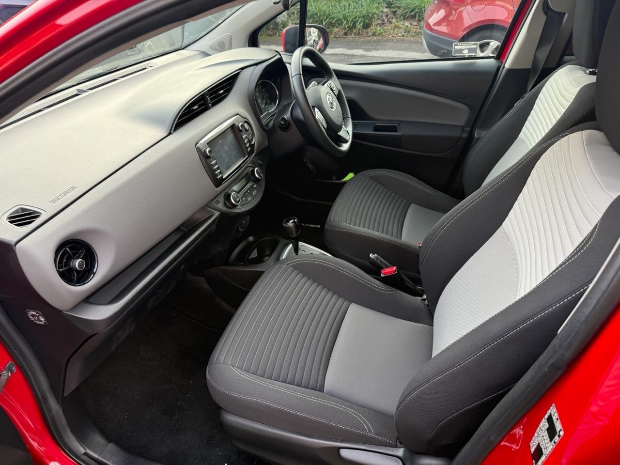 Used Toyota Yaris 2018 for sale - 77729044: Photo 15