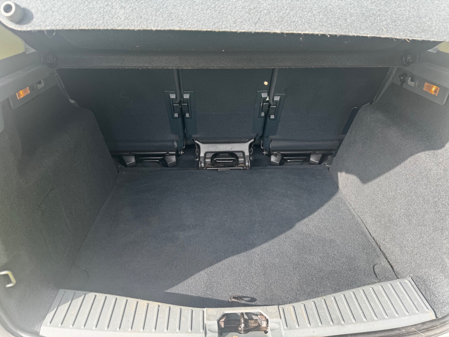 Used Ford C-Max 2014 for sale - 77681559: Photo 9