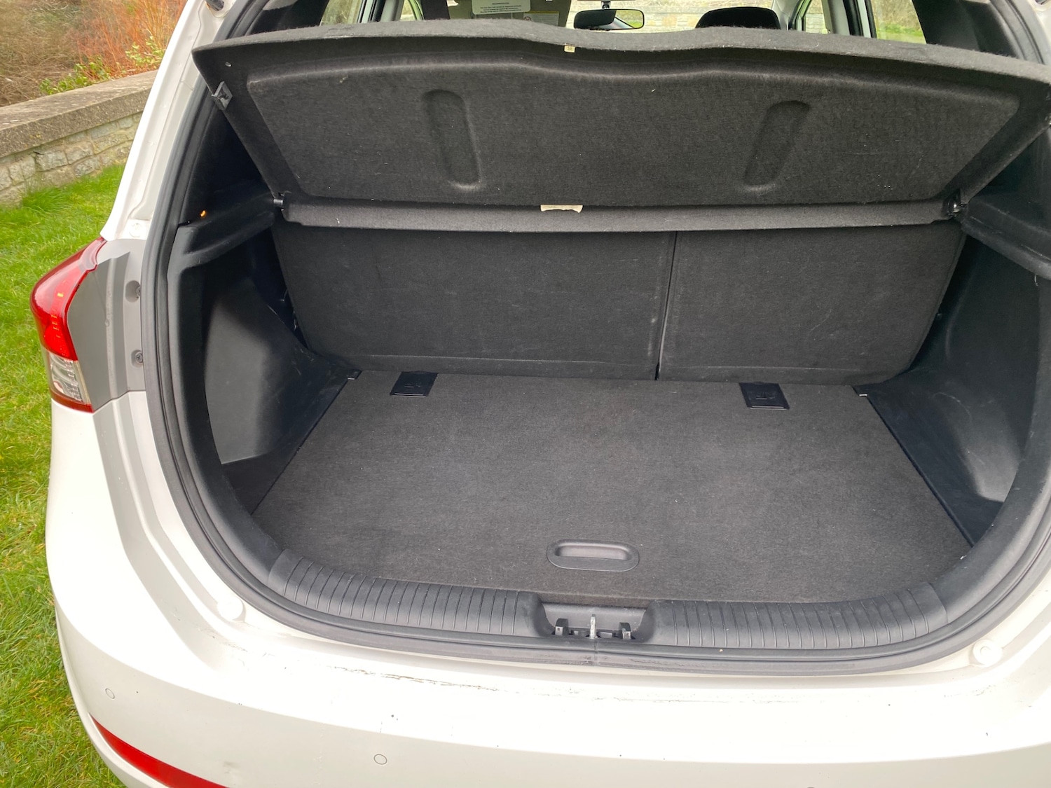 Used Hyundai Ix20 2012 for sale - 77729132: Photo 8