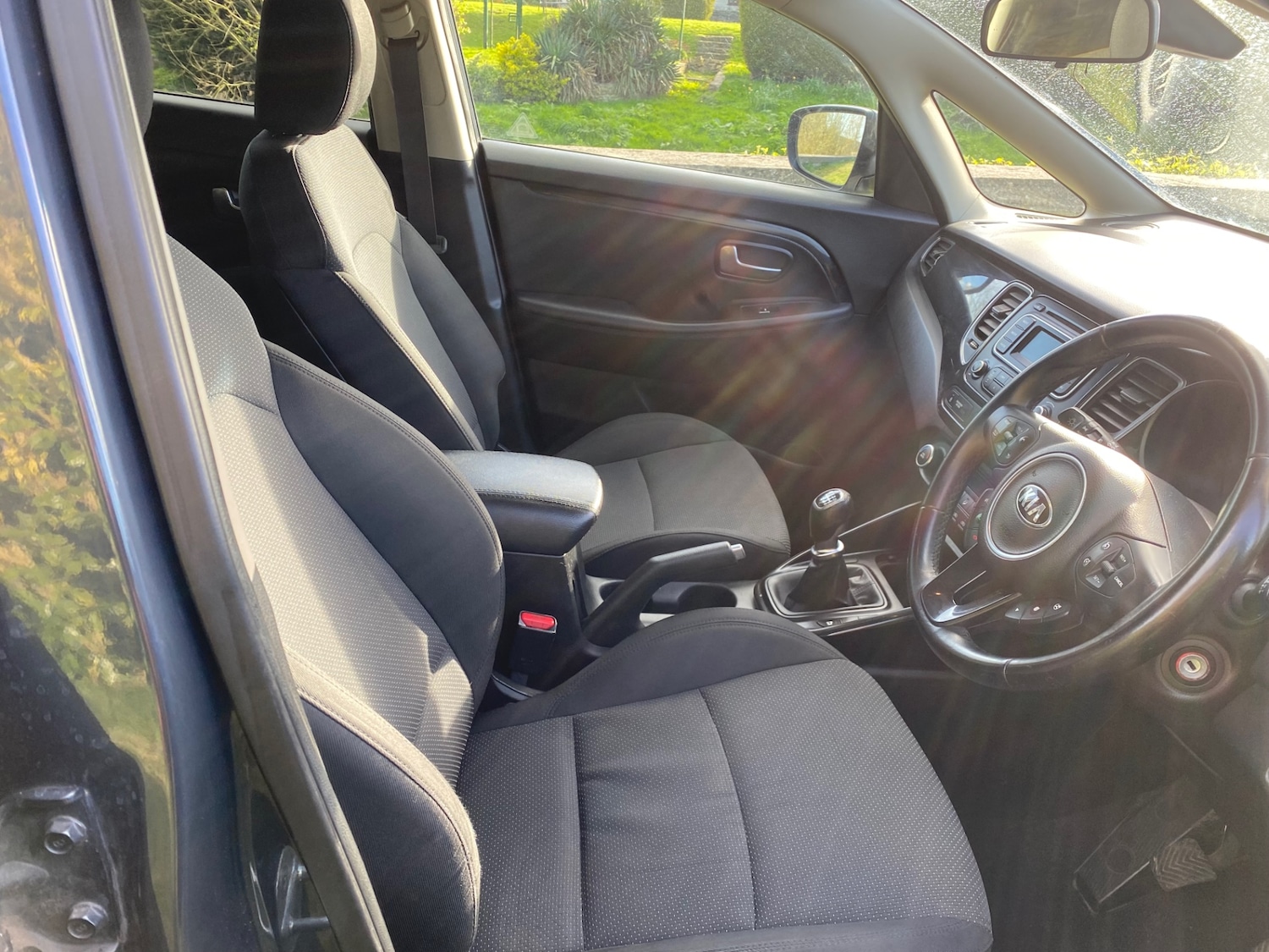 Used Kia Carens 2015 for sale - 78176163: Photo 11