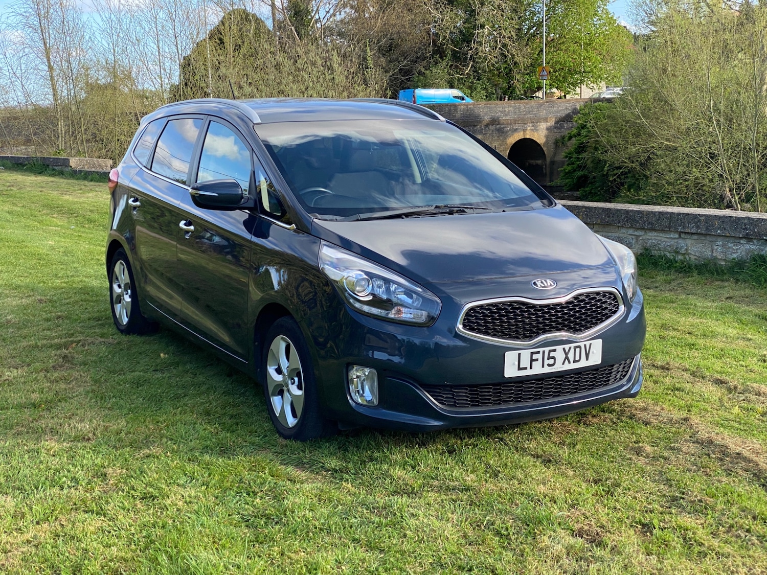 Used Kia Carens 2015 for sale - 78176163: Photo 2