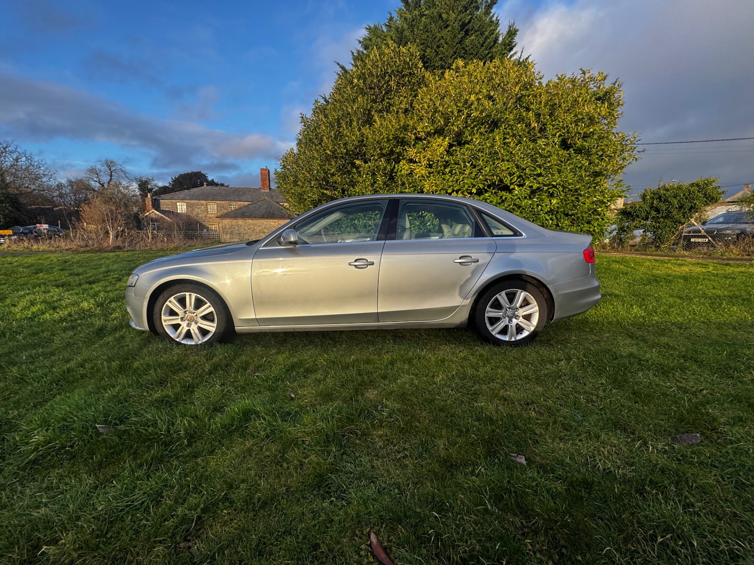 Used Audi A4 2011 for sale - 77656613: Photo 3
