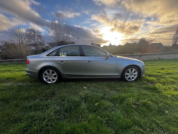 Used Audi A4 2011 for sale - 77656613: Photo