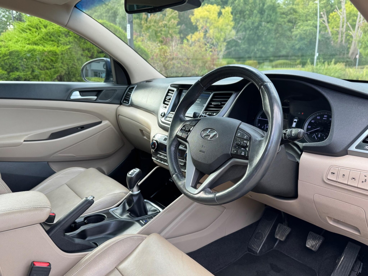 Used Hyundai TUCSON 2017 for sale - 76377310: Photo 9