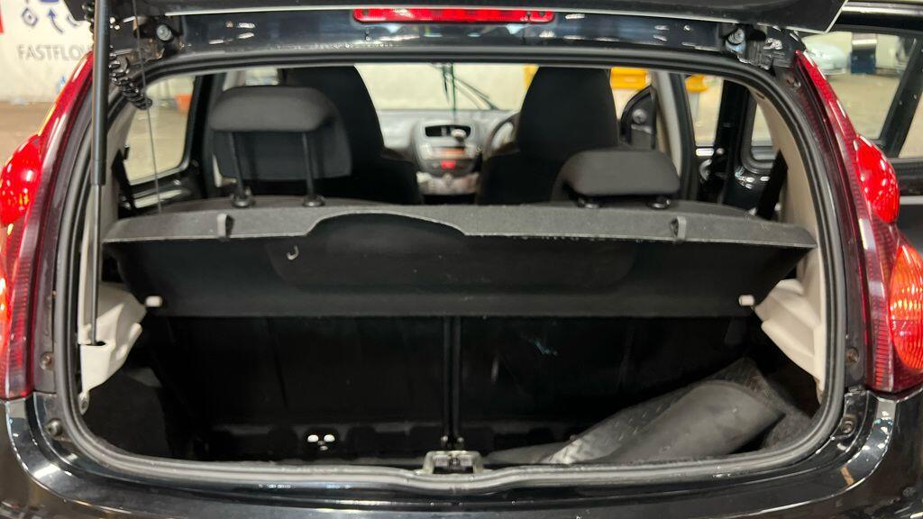 Used Peugeot 107 for sale - 76584462: Photo 10