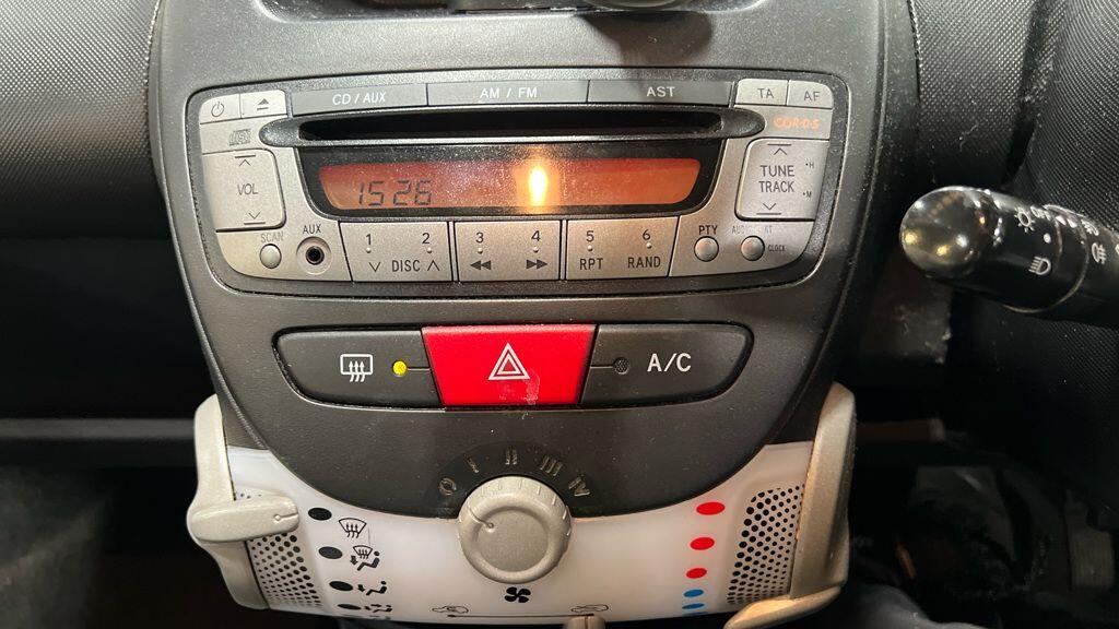 Used Peugeot 107 for sale - 76584462: Photo 18