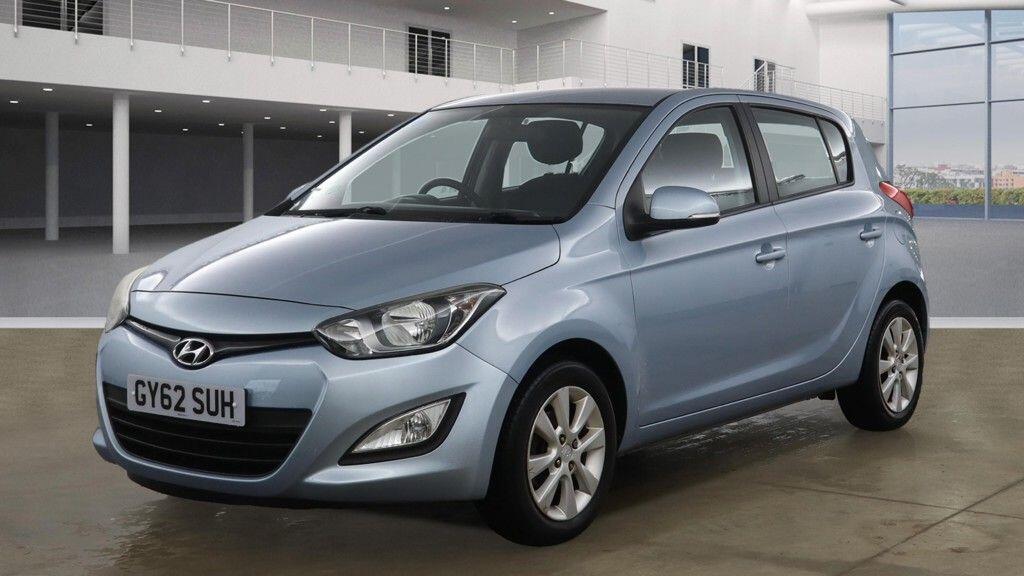 Used Hyundai i20 2012 for sale - 76377601: Photo 2