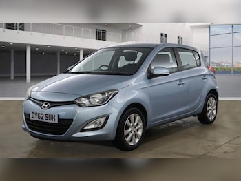 Used Hyundai i20 2012 for sale - 76377601: Photo