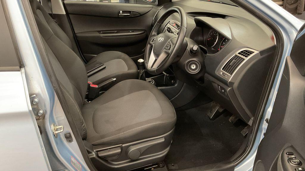 Used Hyundai i20 2012 for sale - 76377601: Photo 7