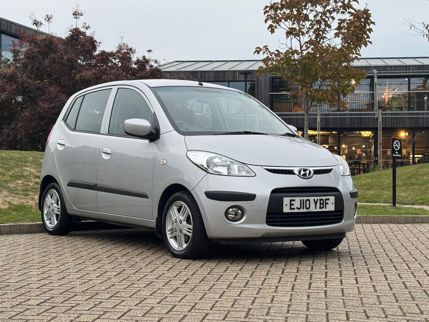 Used Hyundai i10 2010 for sale - 76378049: Photo 1
