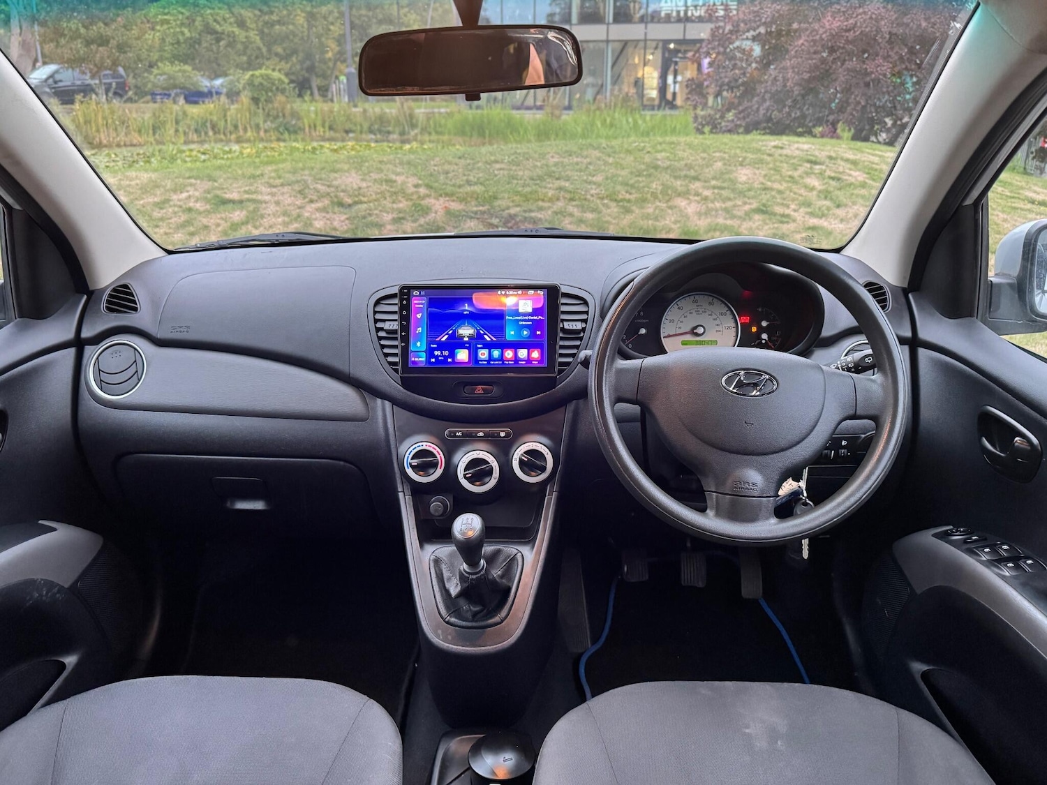 Used Hyundai i10 2010 for sale - 76378049: Photo 10