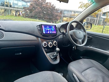 Used Hyundai i10 2010 for sale - 76378049: Photo