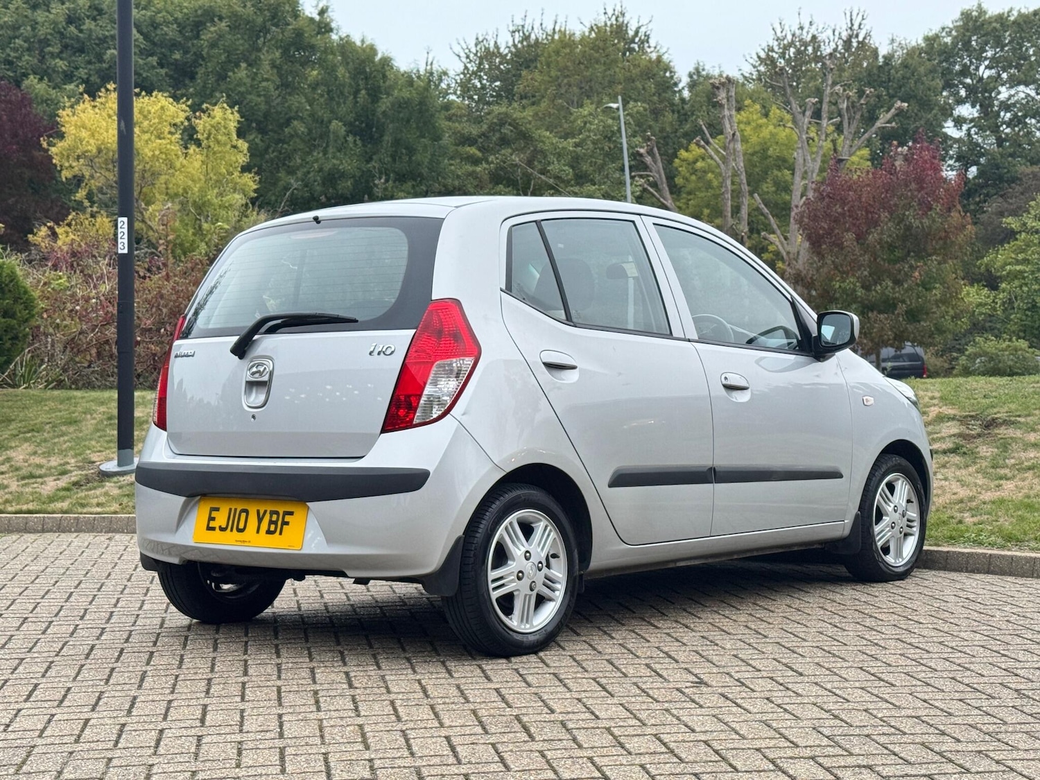 Used Hyundai i10 2010 for sale - 76378049: Photo 9