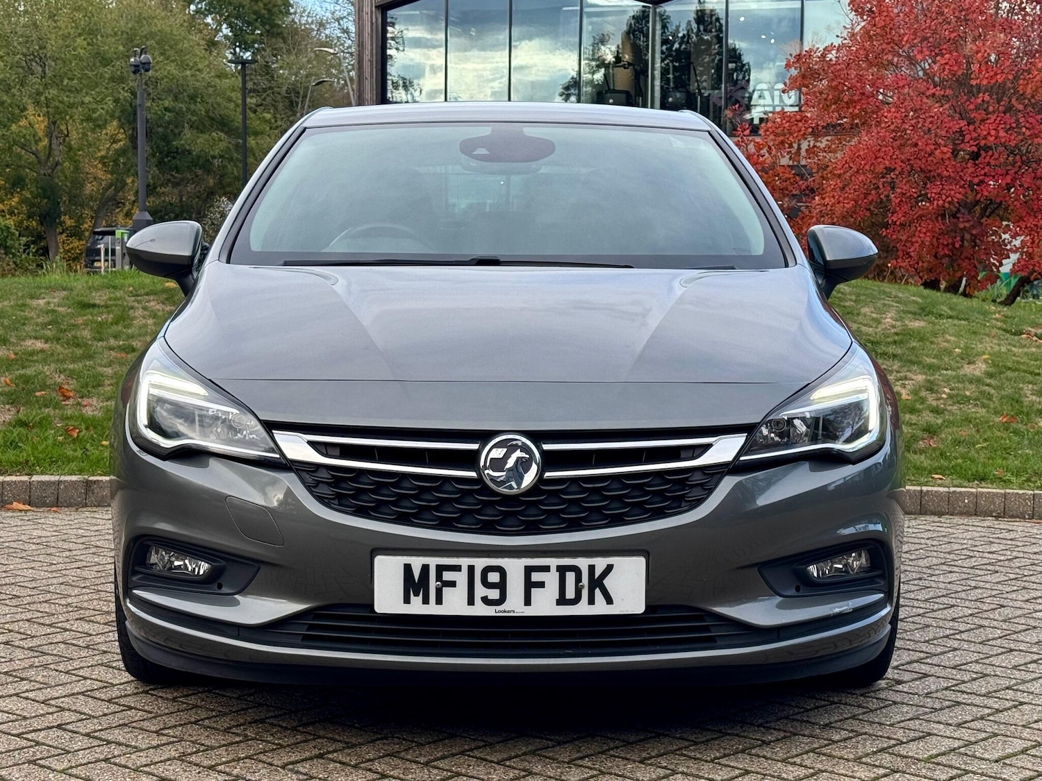 Used Vauxhall Astra 2019 for sale - 76377997: Photo 2