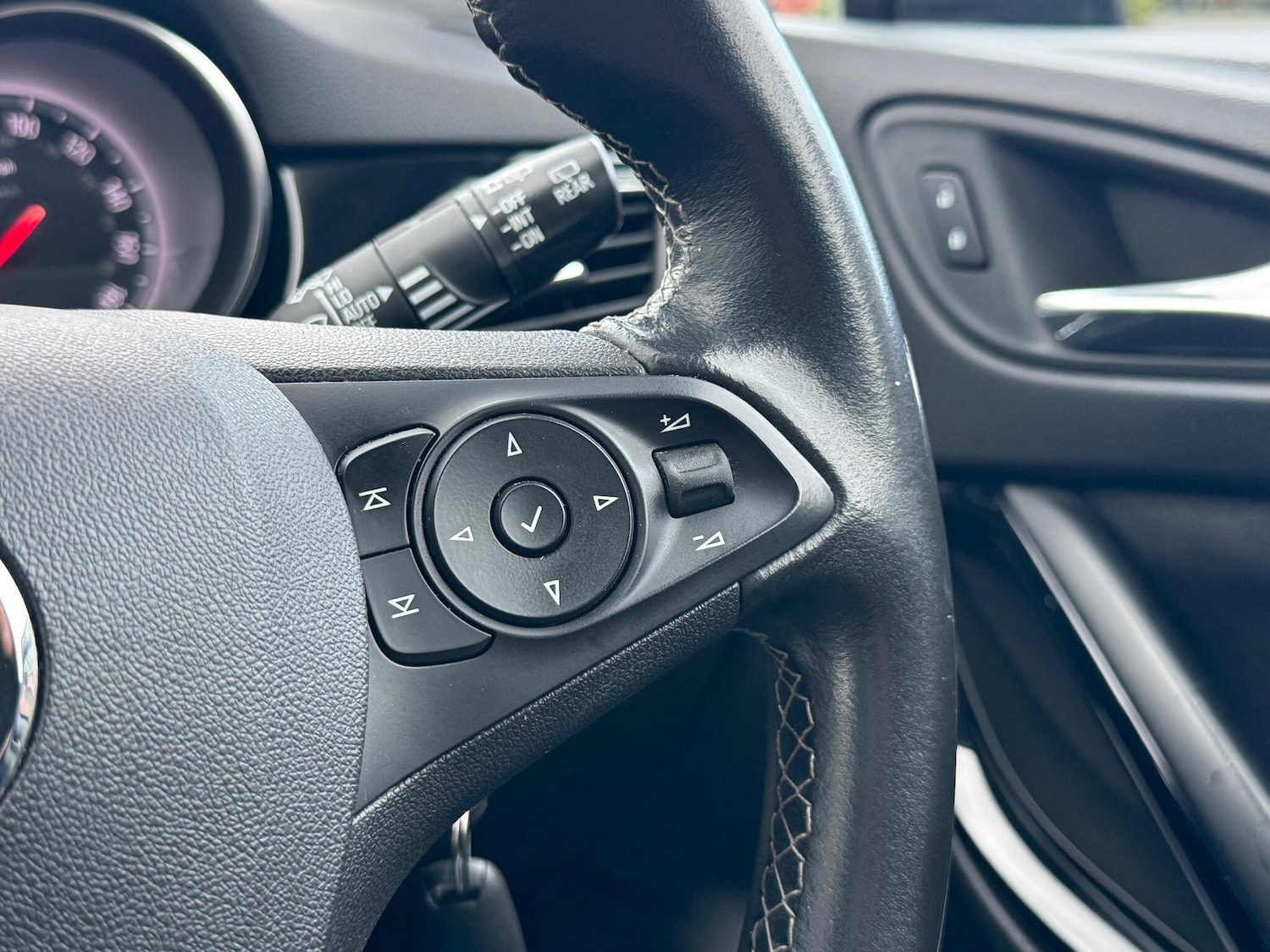 Used Vauxhall Astra 2019 for sale - 76377997: Photo 21