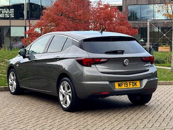 Used Vauxhall Astra 2019 for sale - 76377997: Photo