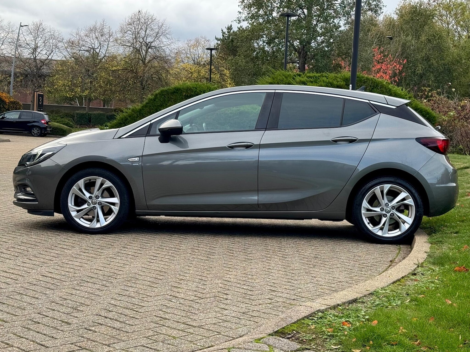 Used Vauxhall Astra 2019 for sale - 76377997: Photo 5