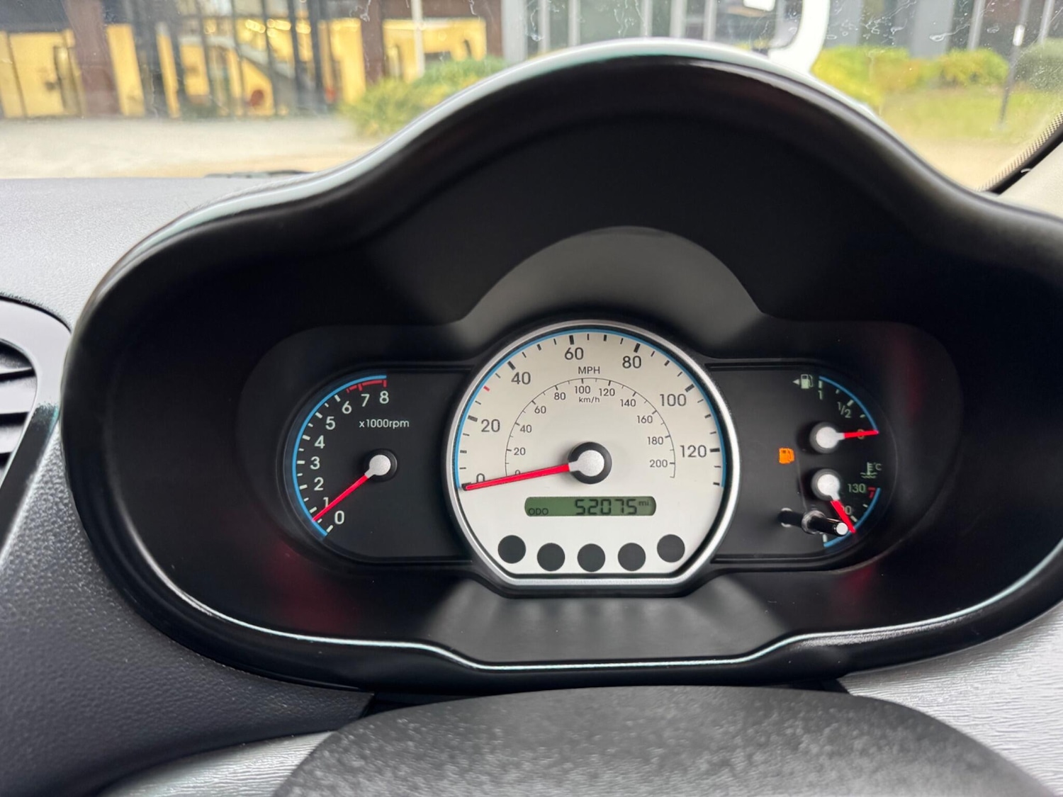 Used Hyundai i10 2009 for sale - 76597171: Photo 12