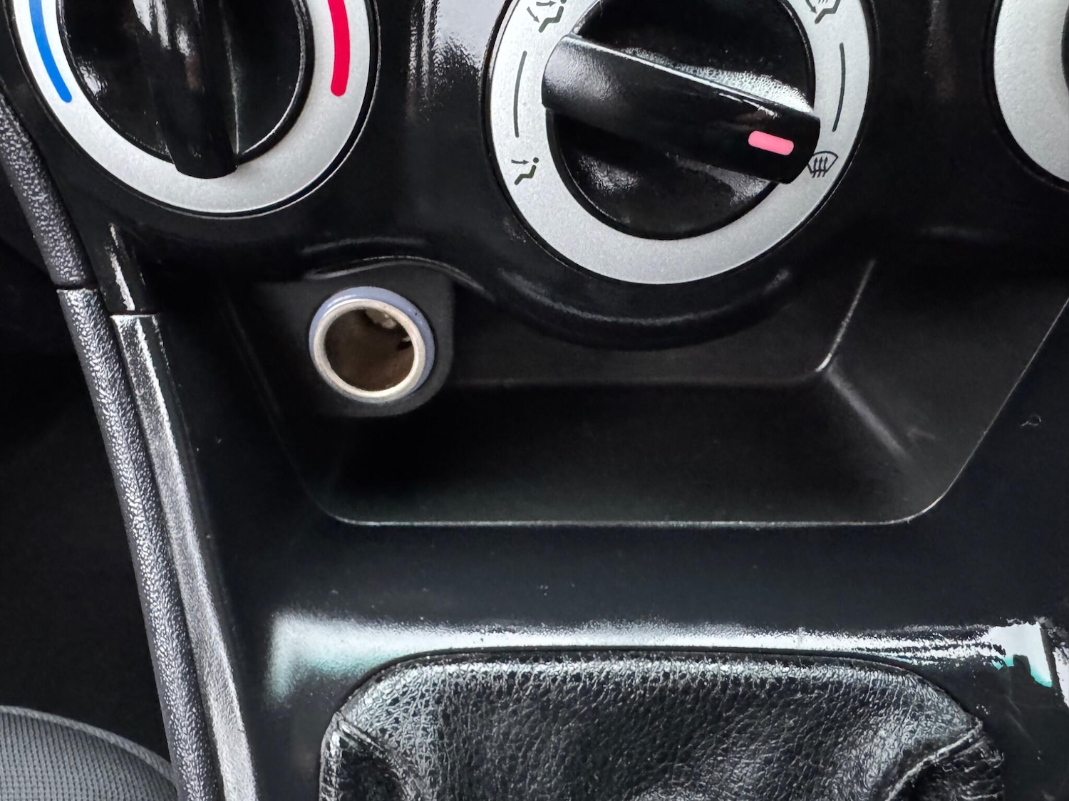 Used Hyundai i10 2009 for sale - 76597171: Photo 24