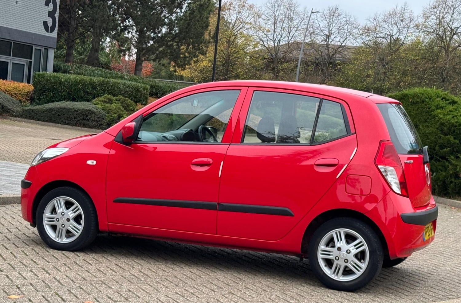 Used Hyundai i10 2009 for sale - 76597171: Photo 8