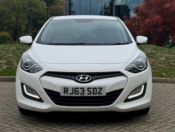 Used Hyundai i30 2013 for sale - 76377730: Photo