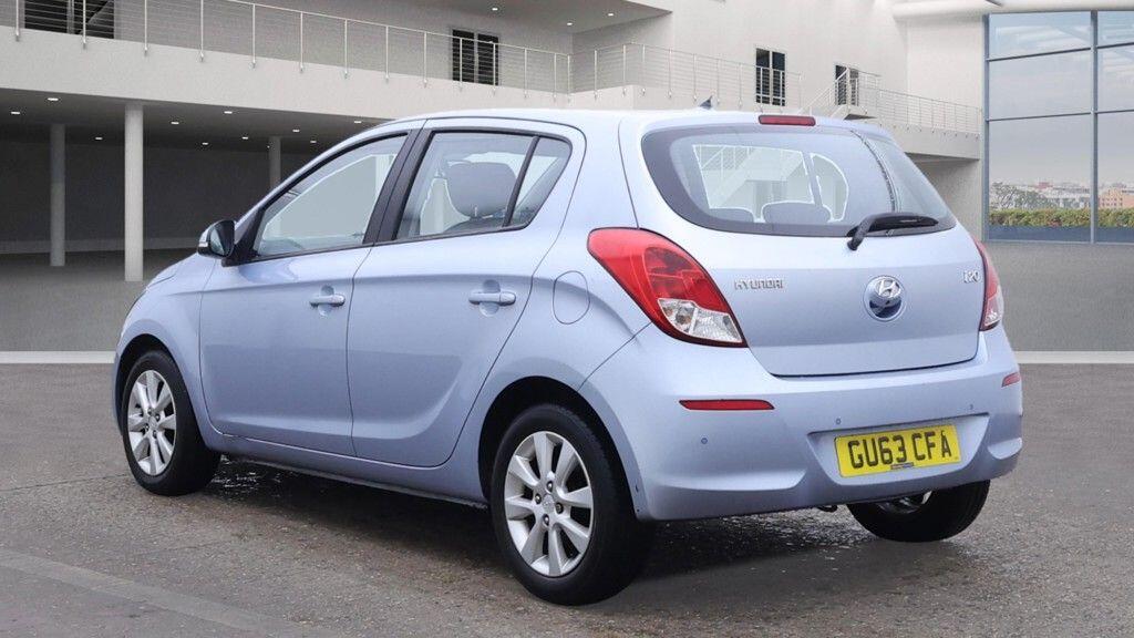Used Hyundai i20 2013 for sale - 76377249: Photo 3