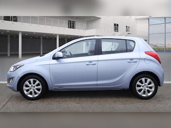 Used Hyundai i20 2013 for sale - 76377249: Photo