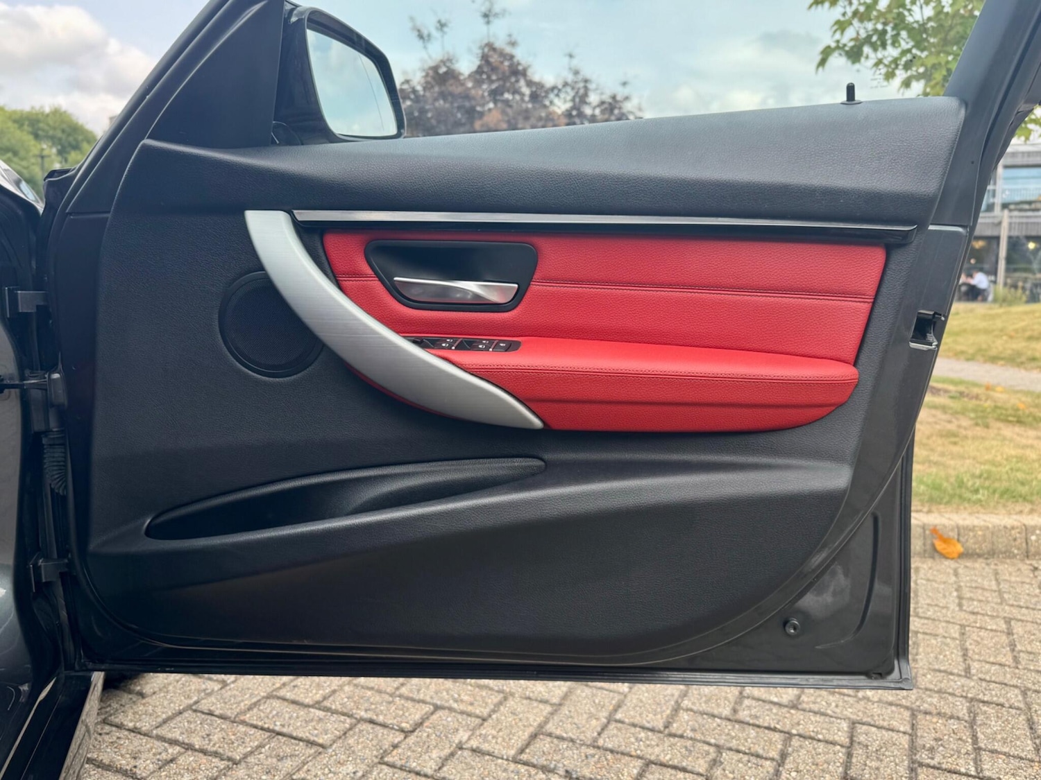 Used BMW 3 Series 2016 for sale - 76377881: Photo 22