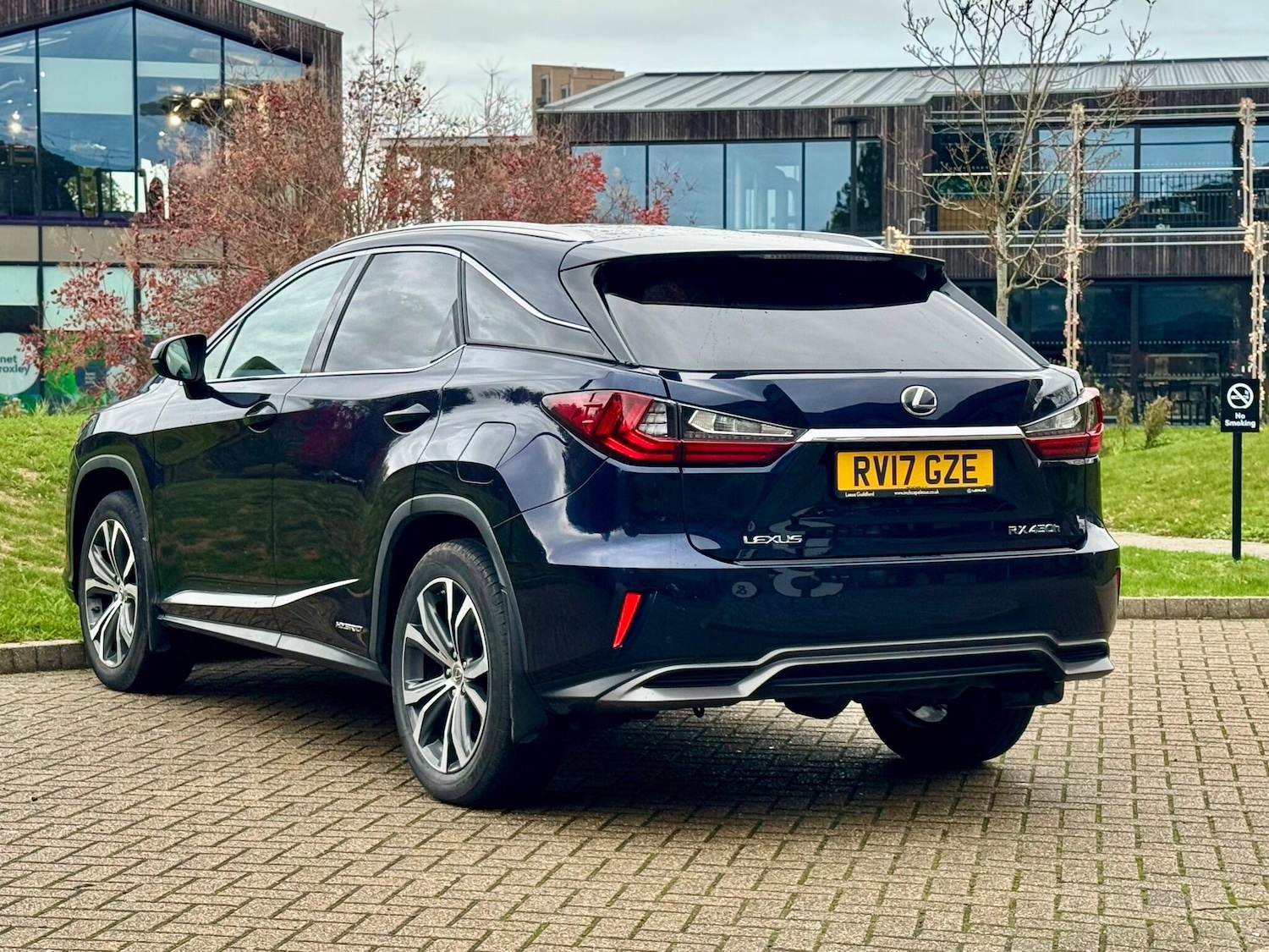 Used Lexus RX 2017 for sale - 76472525: Photo 4