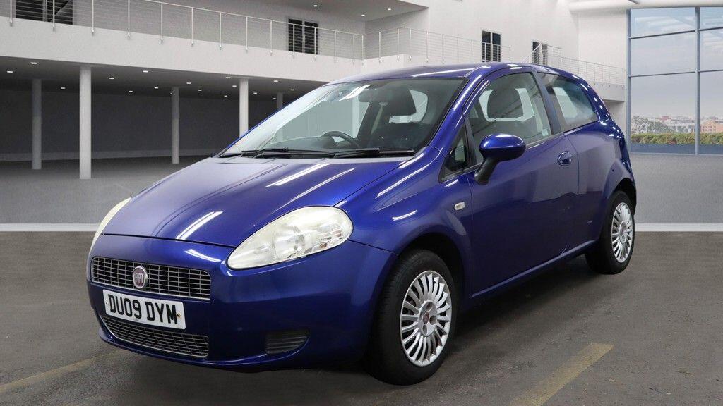 Used Fiat Grande Punto 2009 for sale - 76377604: Photo 2