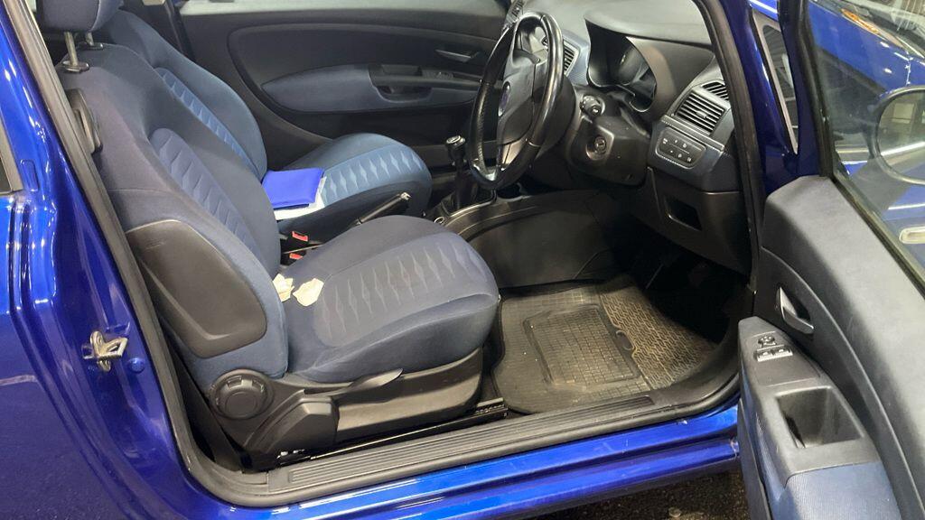Used Fiat Grande Punto 2009 for sale - 76377604: Photo 8