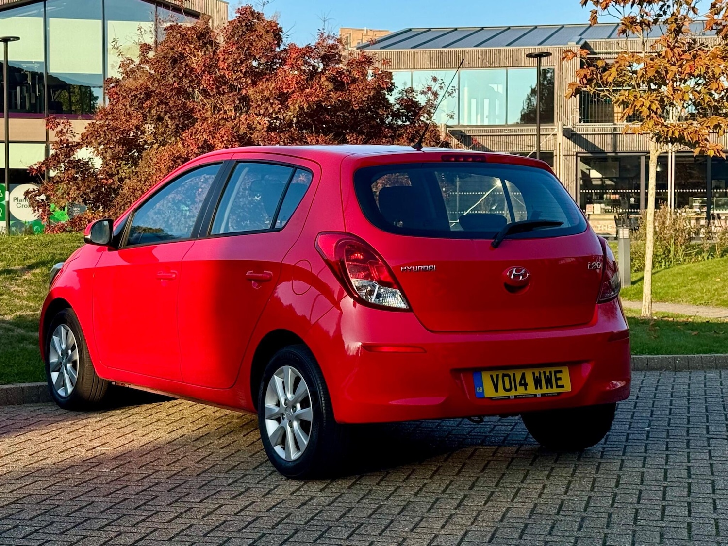 Used Hyundai i20 2014 for sale - 76377339: Photo 4
