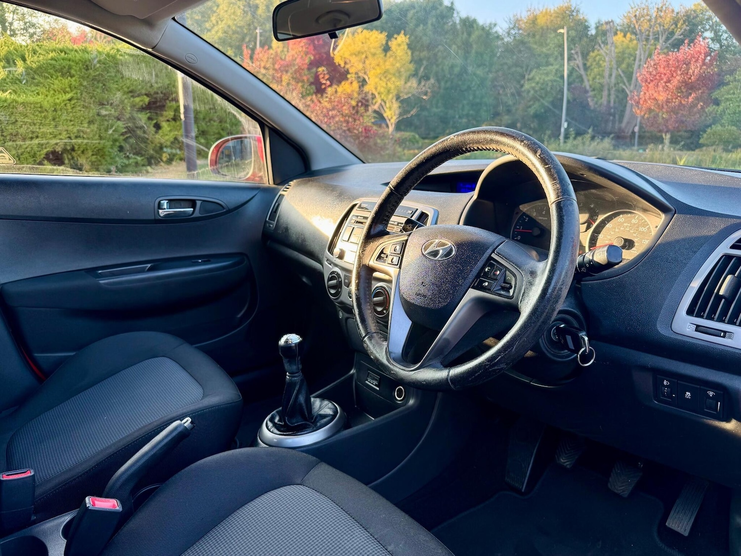 Used Hyundai i20 2014 for sale - 76377339: Photo 8