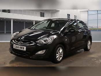 Used Hyundai i30 2014 for sale - 76585429: Photo