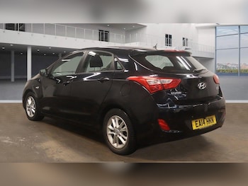 Used Hyundai i30 2014 for sale - 76585429: Photo