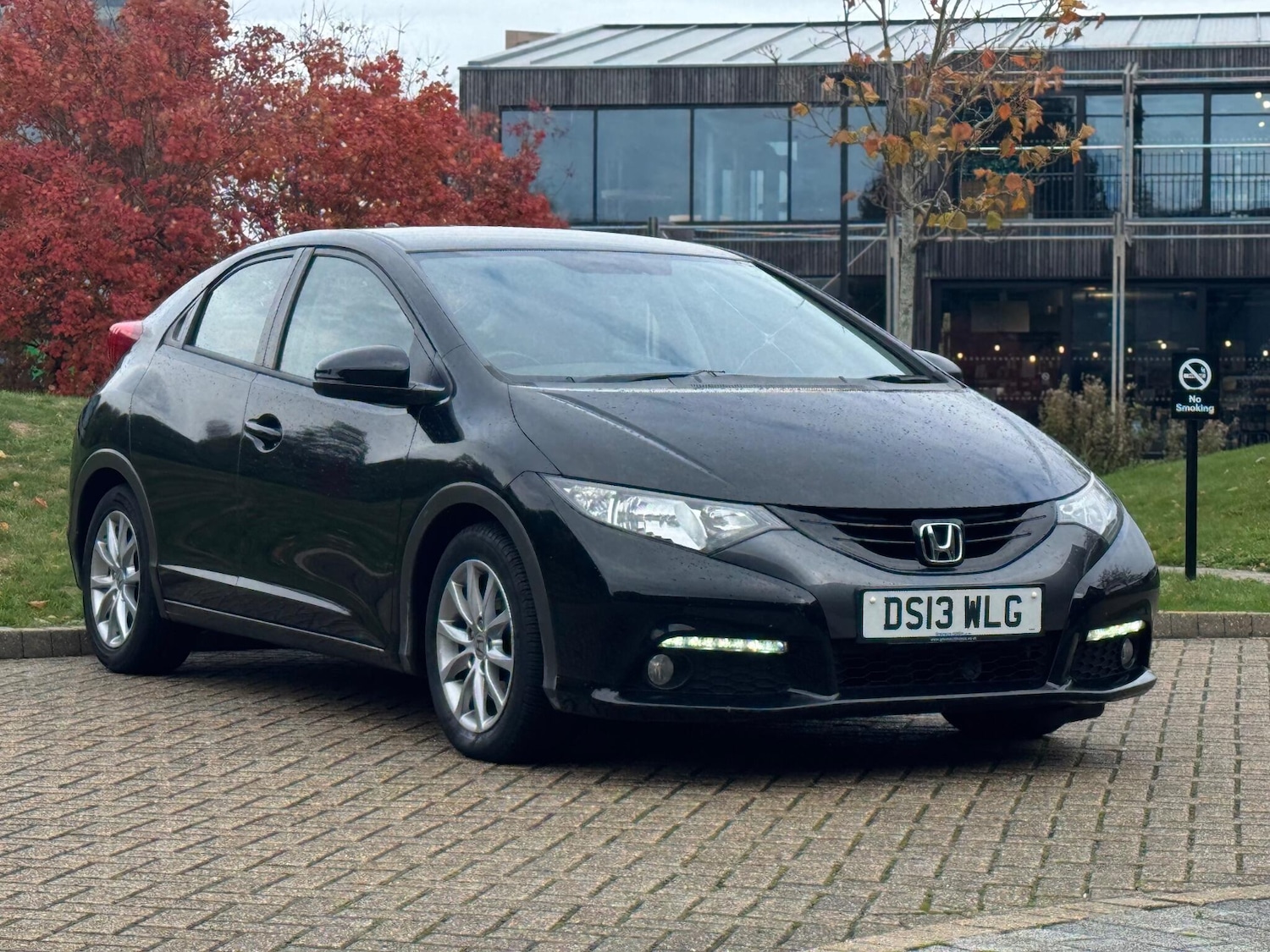 Used Honda Civic 2013 for sale - 76378009: Photo 1