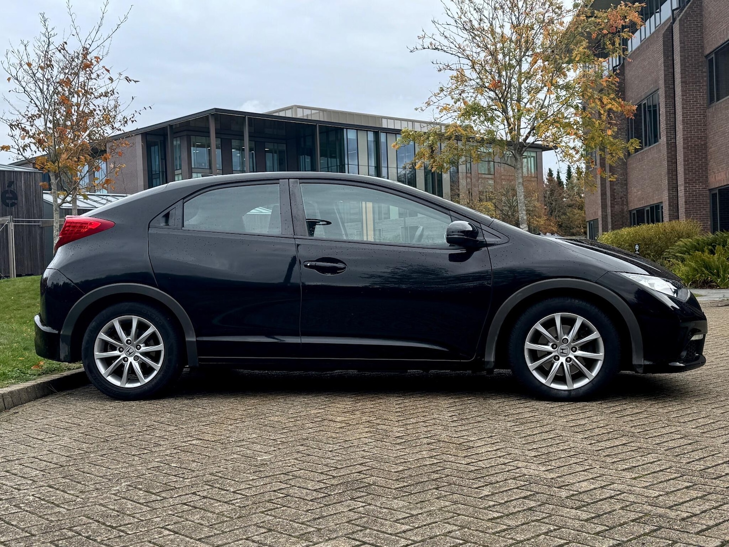 Used Honda Civic 2013 for sale - 76378009: Photo 10