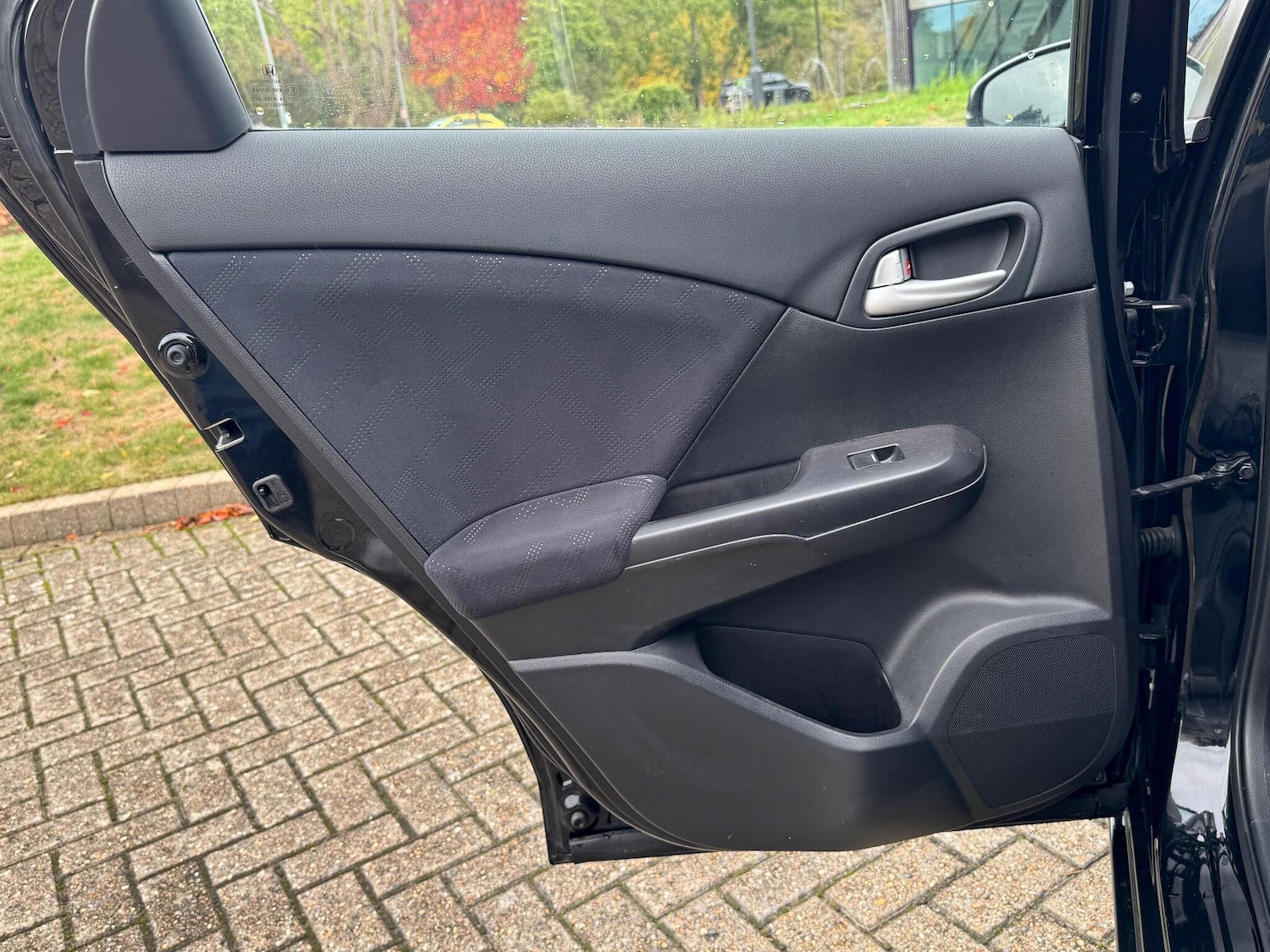 Used Honda Civic 2013 for sale - 76378009: Photo 28